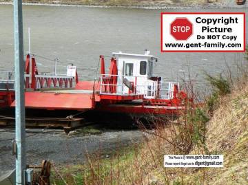 usk_ferry_in_for_repairs_apr_27_2014.jpg